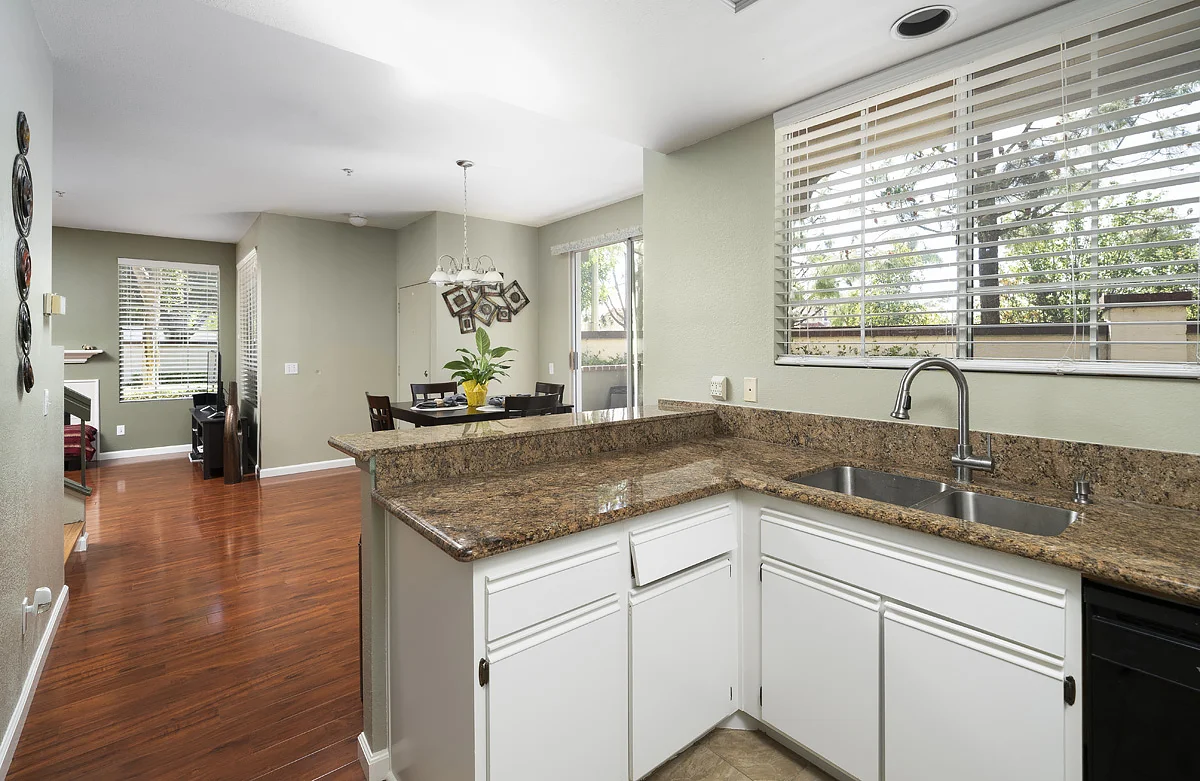 228 Gallery Way_0143.jpg