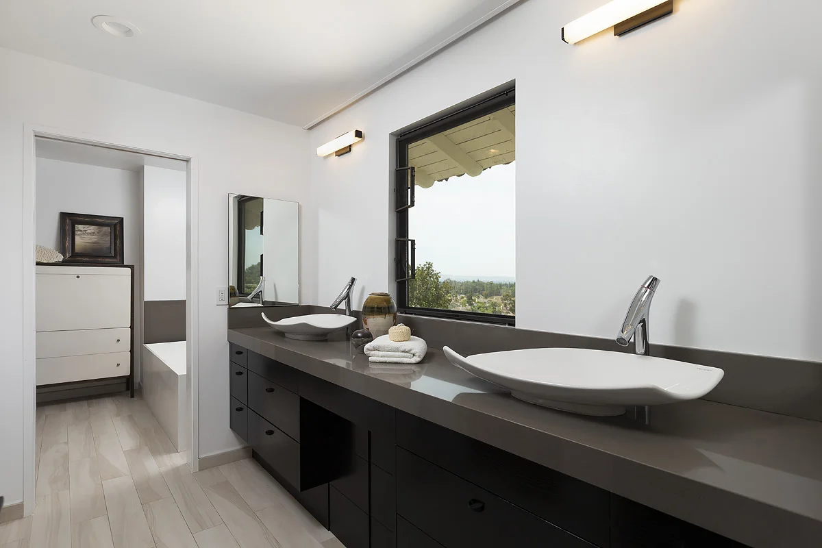 2232 Salt Air Dr_0211.jpg