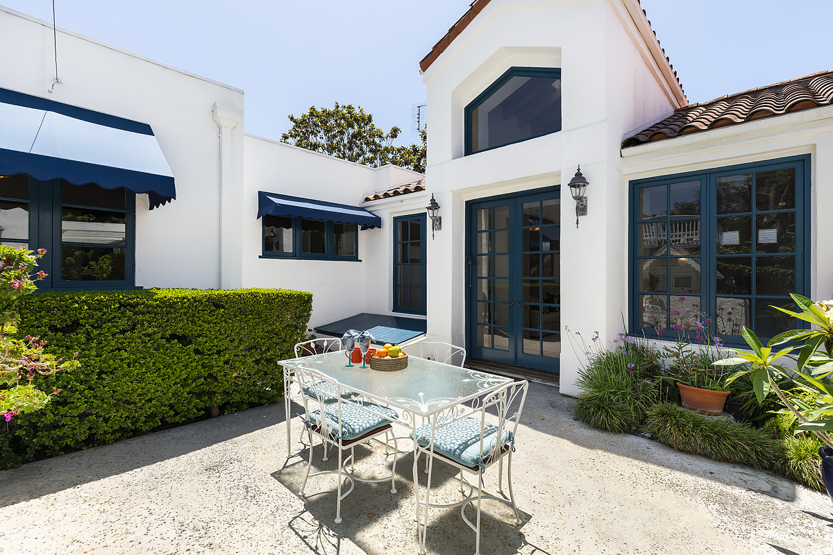 250 Pacific St_0168.jpg