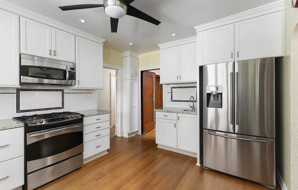 250 Pacific St_0318.jpg