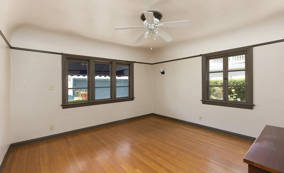 250 Pacific St_0359.jpg