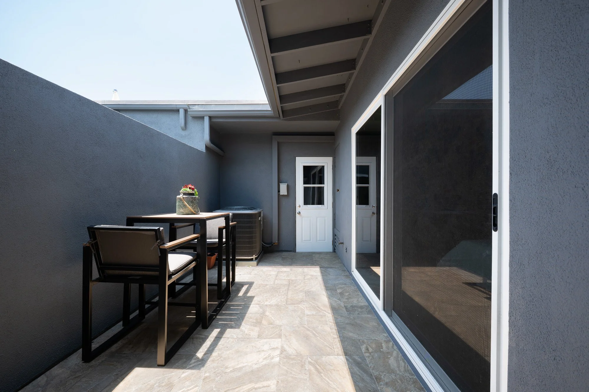 2334 Richmond Way_021.jpg