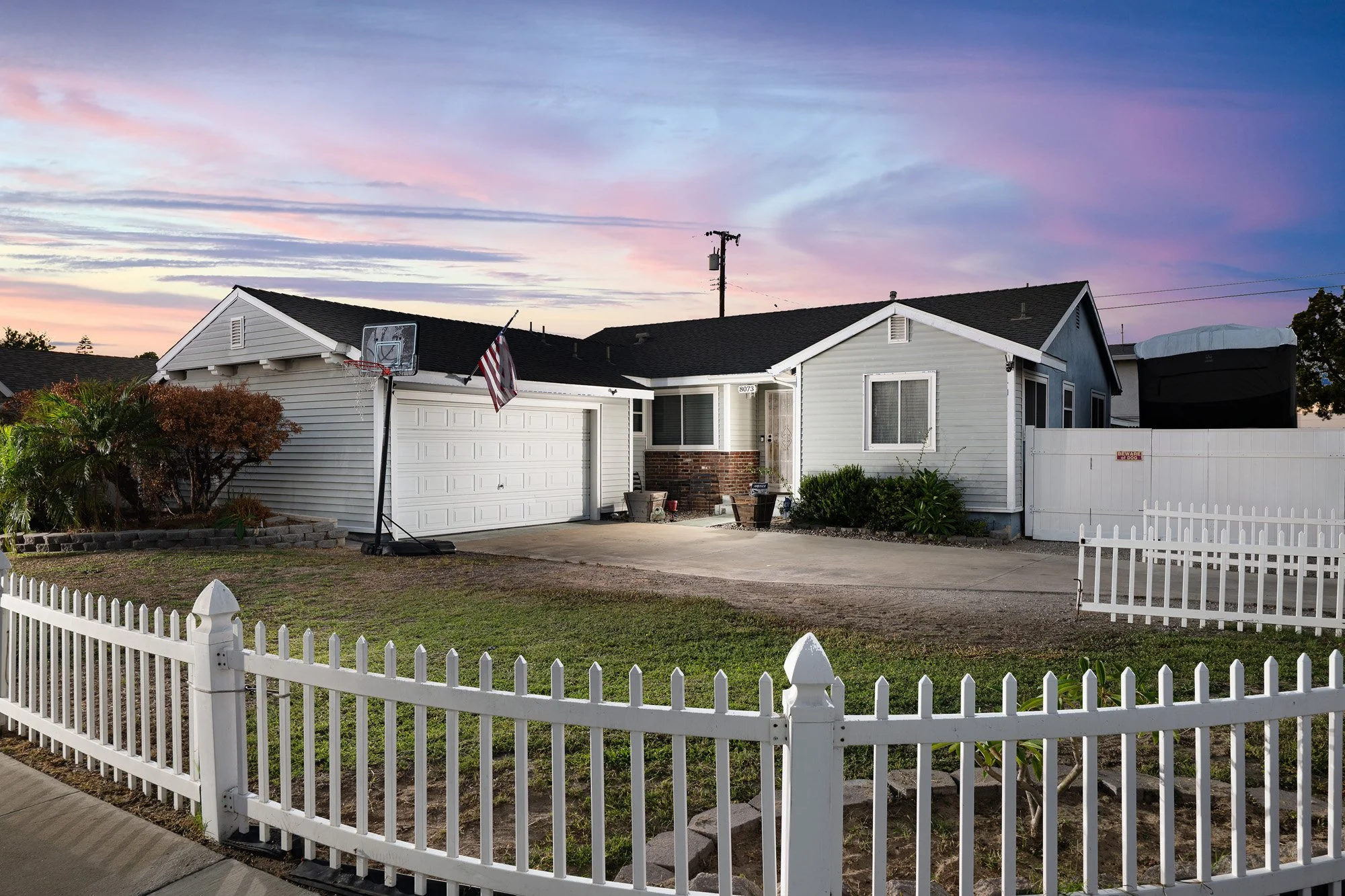 8073 Cactus Cir Twilights_0012.jpg