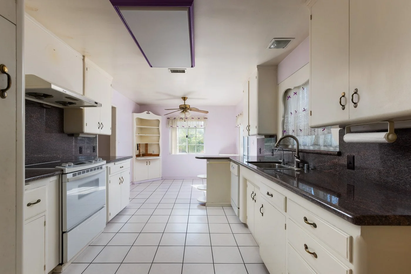 11211 Newport Ave 0248.jpg