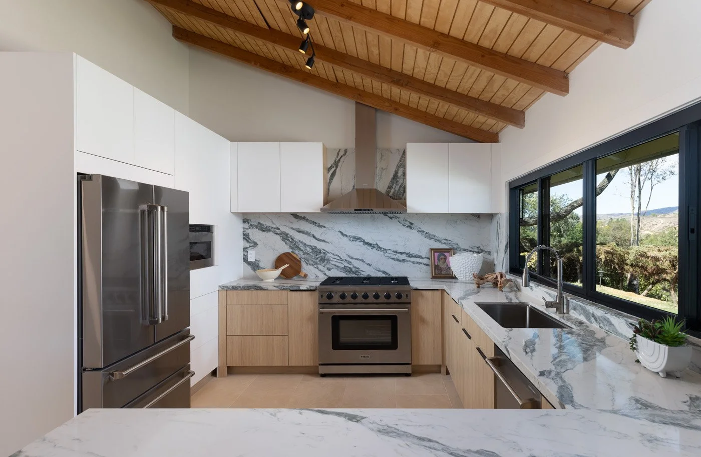 10141 Overhill Dr 0202.jpg