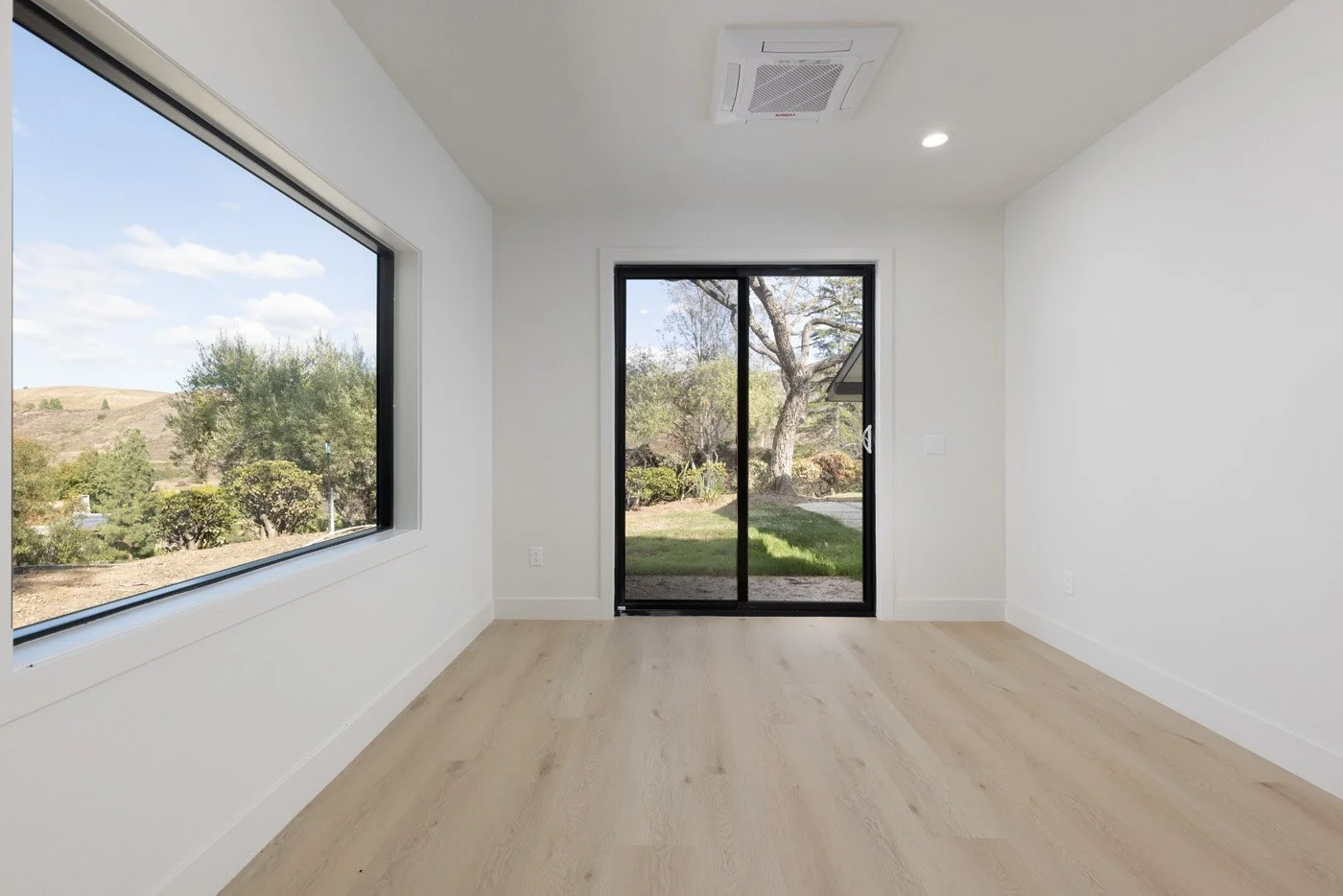 10141 Overhill Dr 0217.jpg