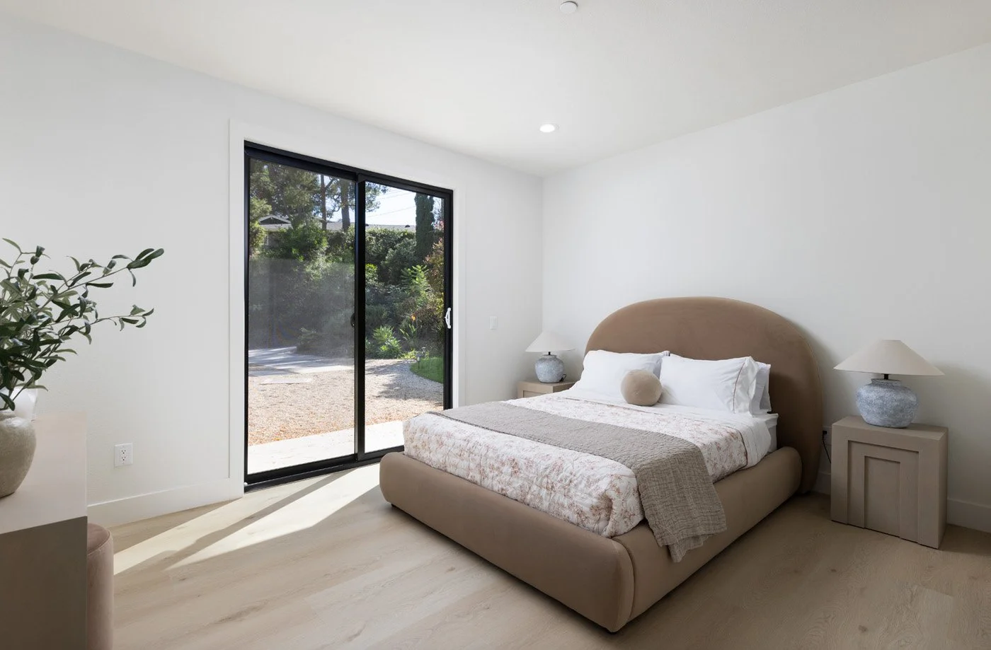 10141 Overhill Dr 0218.jpg