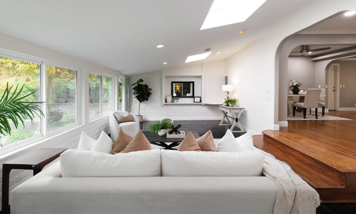 14191 Lambeth Way0010.jpg
