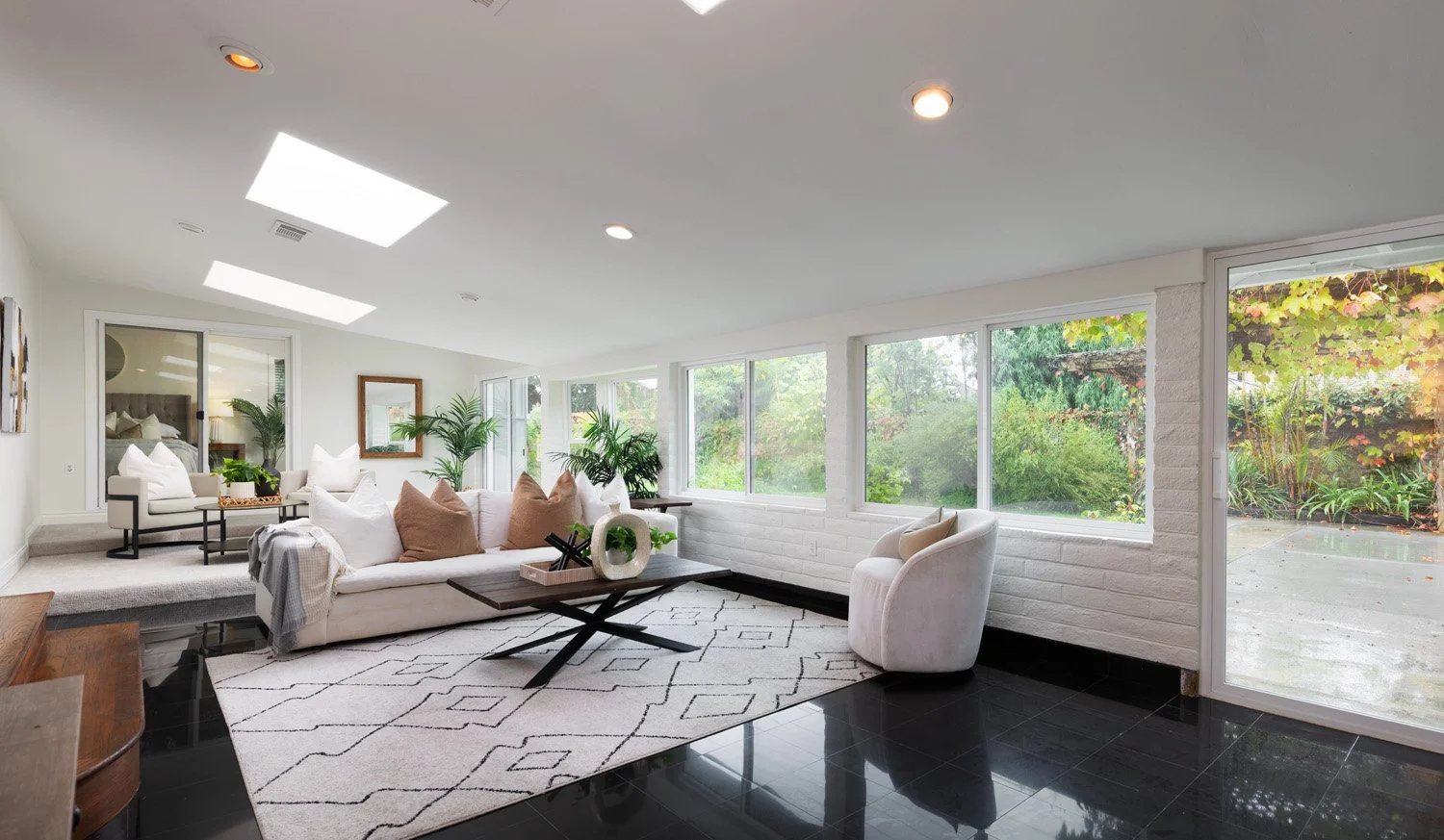 14191 Lambeth Way0012.jpg