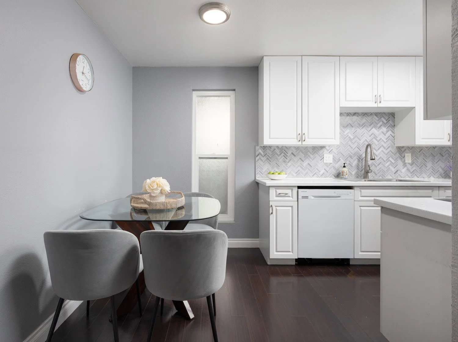 1000 W MacArthur Blvd_3460.jpg