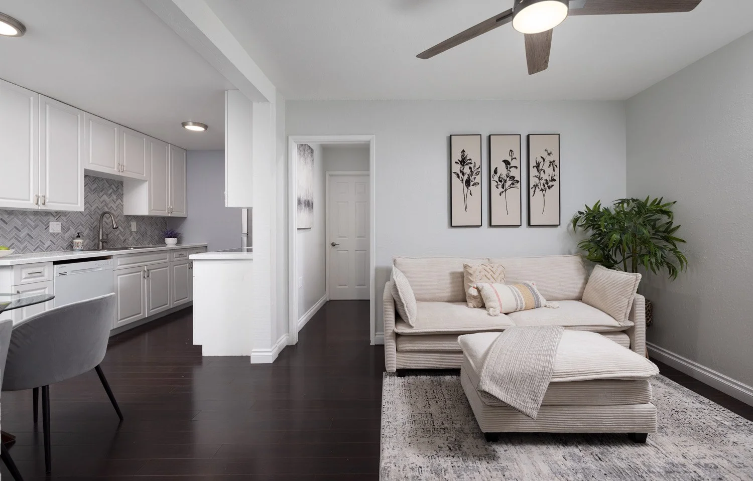 1000 W MacArthur Blvd_3430.jpg