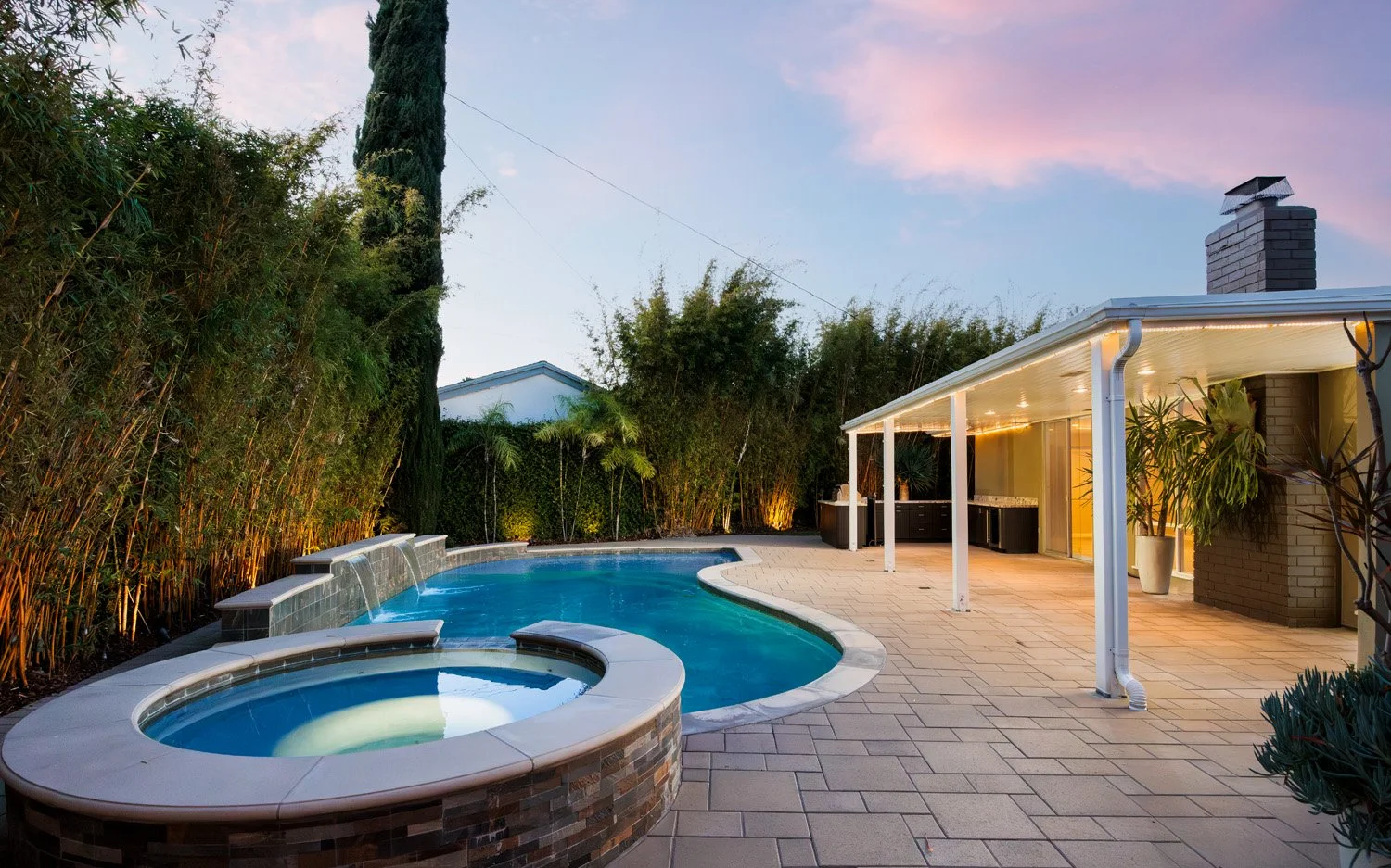 1032 St John Pl 0880.jpg