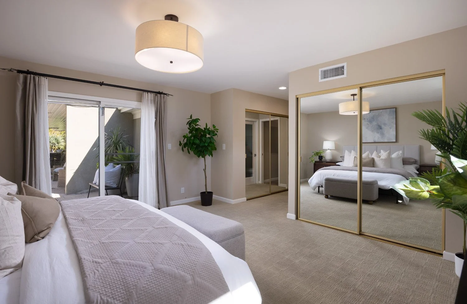 1032 St John Pl 0954.jpg