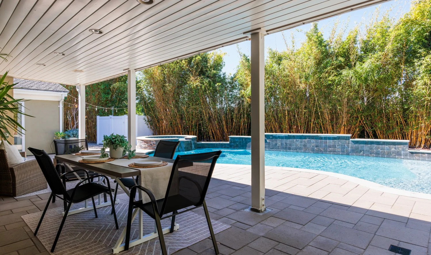 1032 St John Pl 0965.jpg