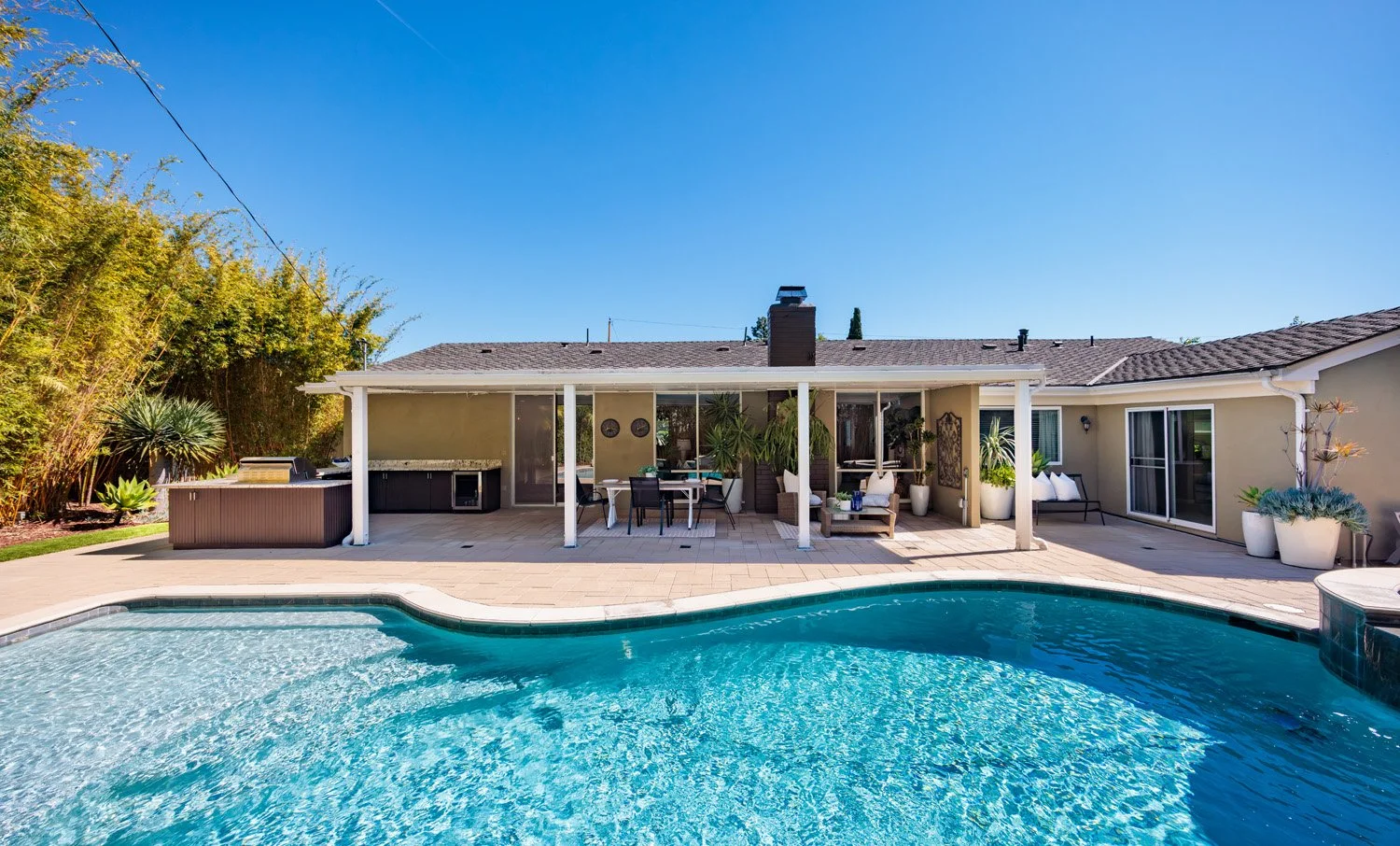 1032 St John Pl 0968.jpg