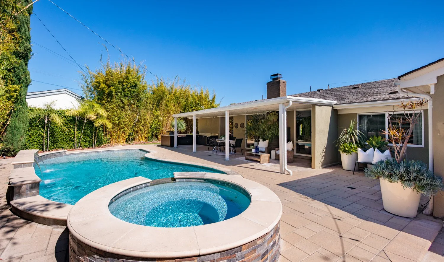 1032 St John Pl 0969.jpg