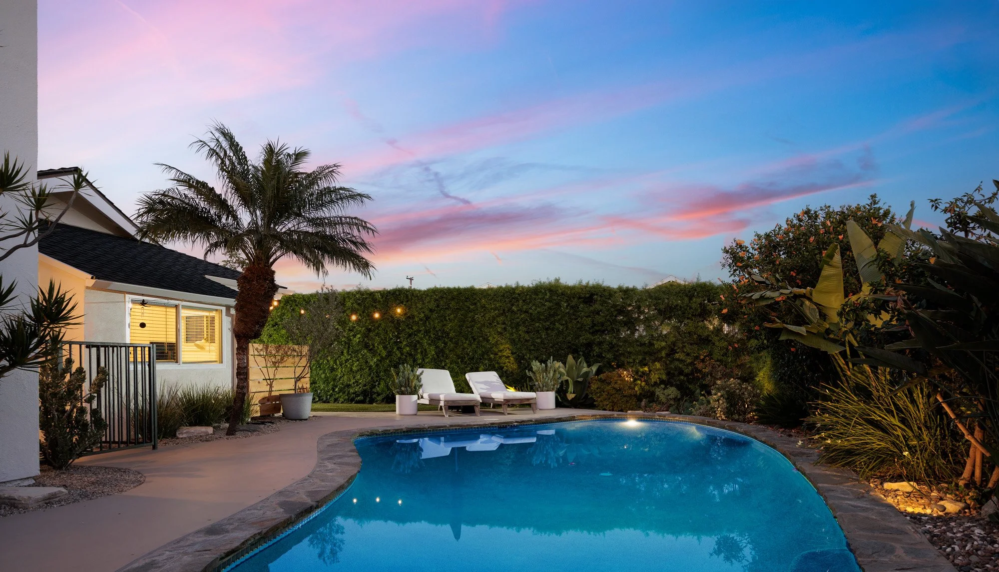 13392 Farmington Rd 0008.jpg