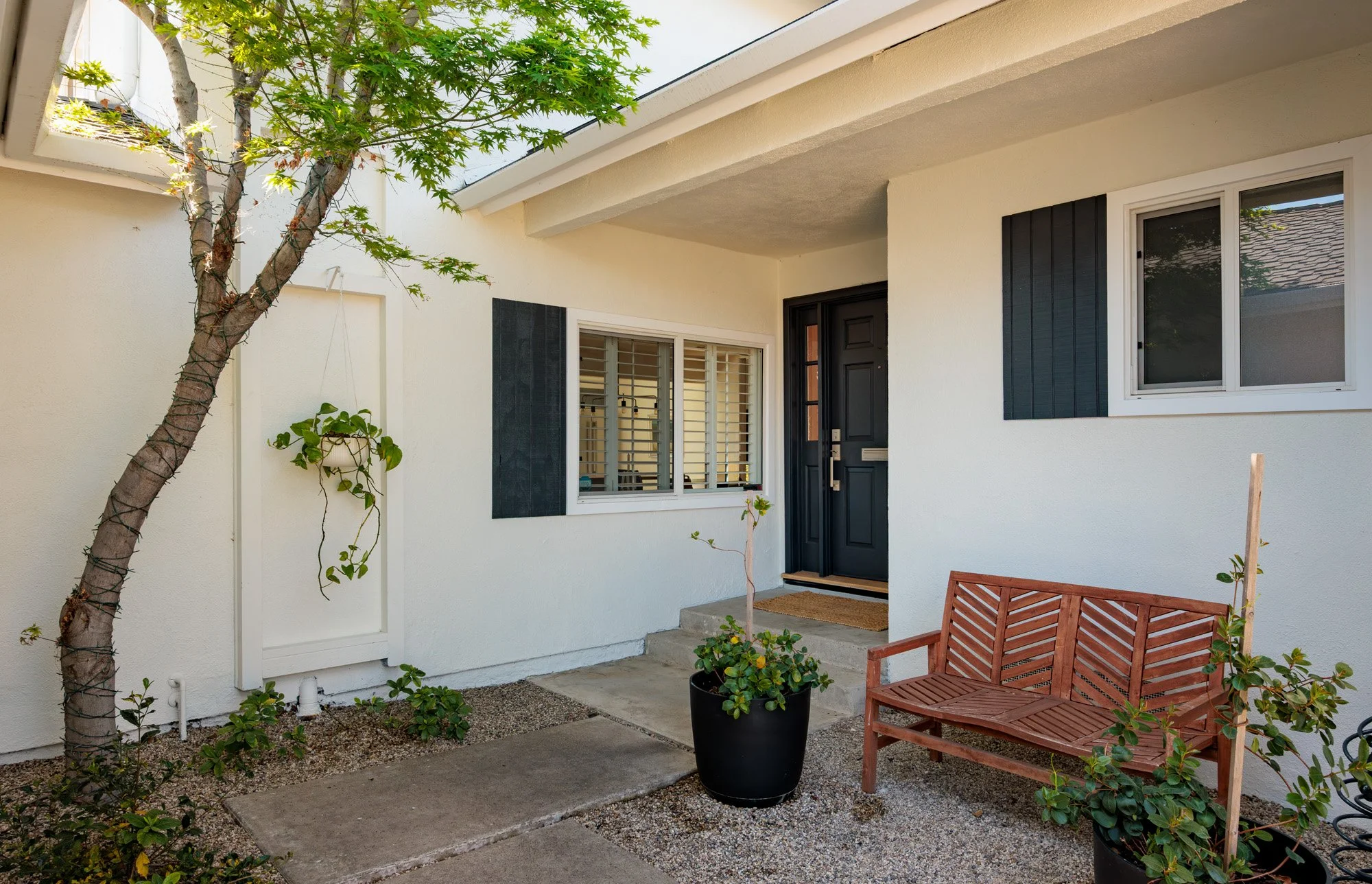 13392 Farmington Rd 0014.jpg