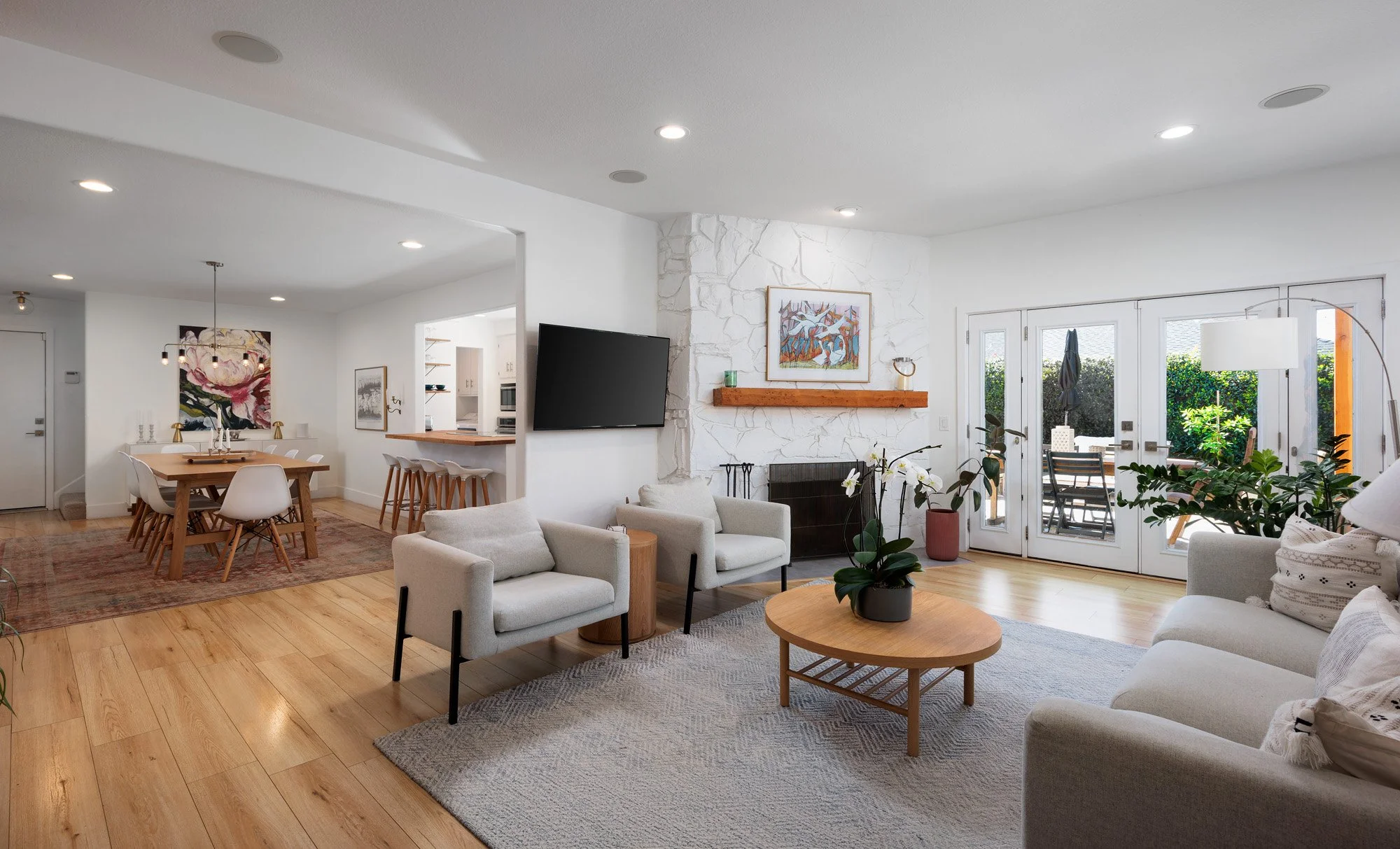 13392 Farmington Rd 0015.jpg