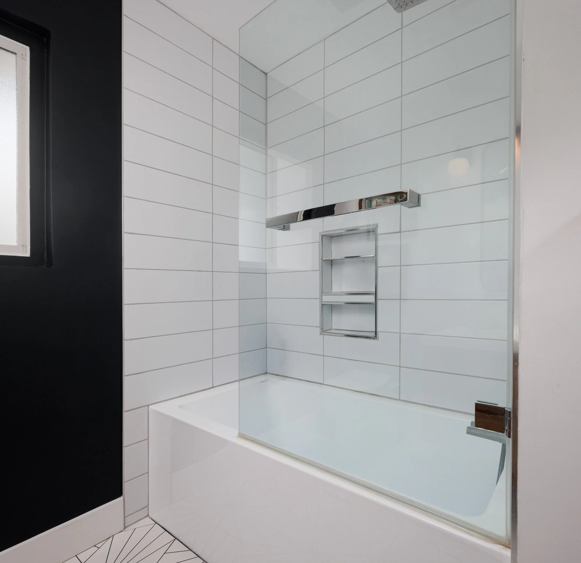 13392 Farmington Rd 0037.jpg