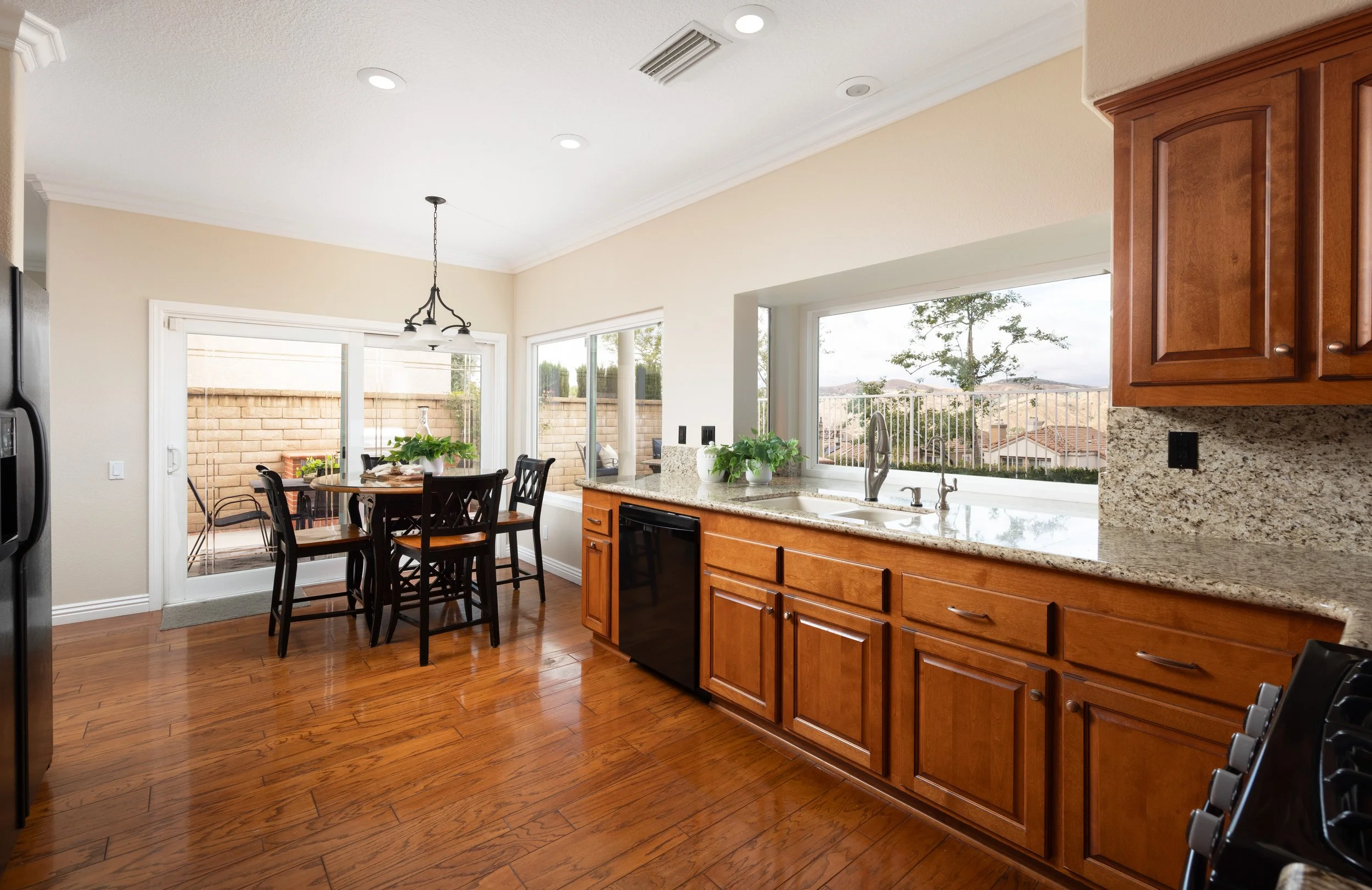 547 S Eveningsong Ln 0580.jpg