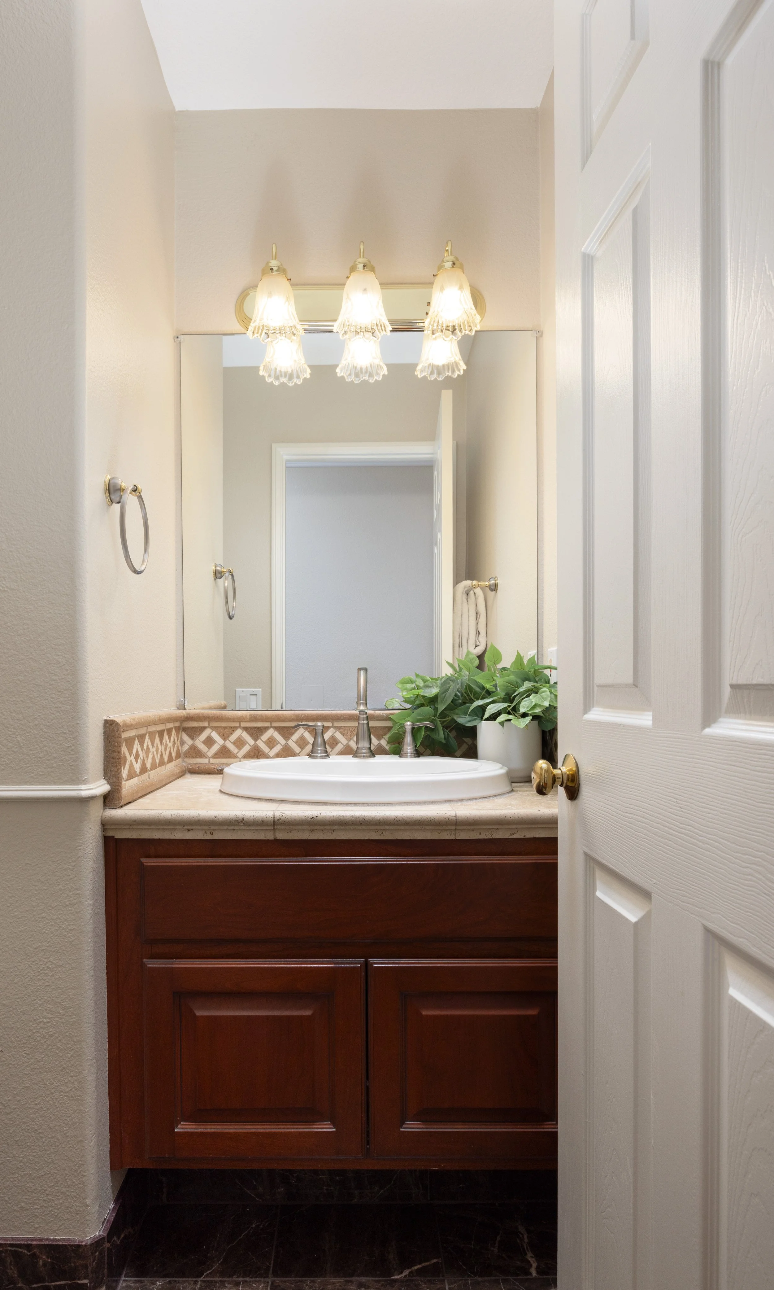 547 S Eveningsong Ln 0583.jpg