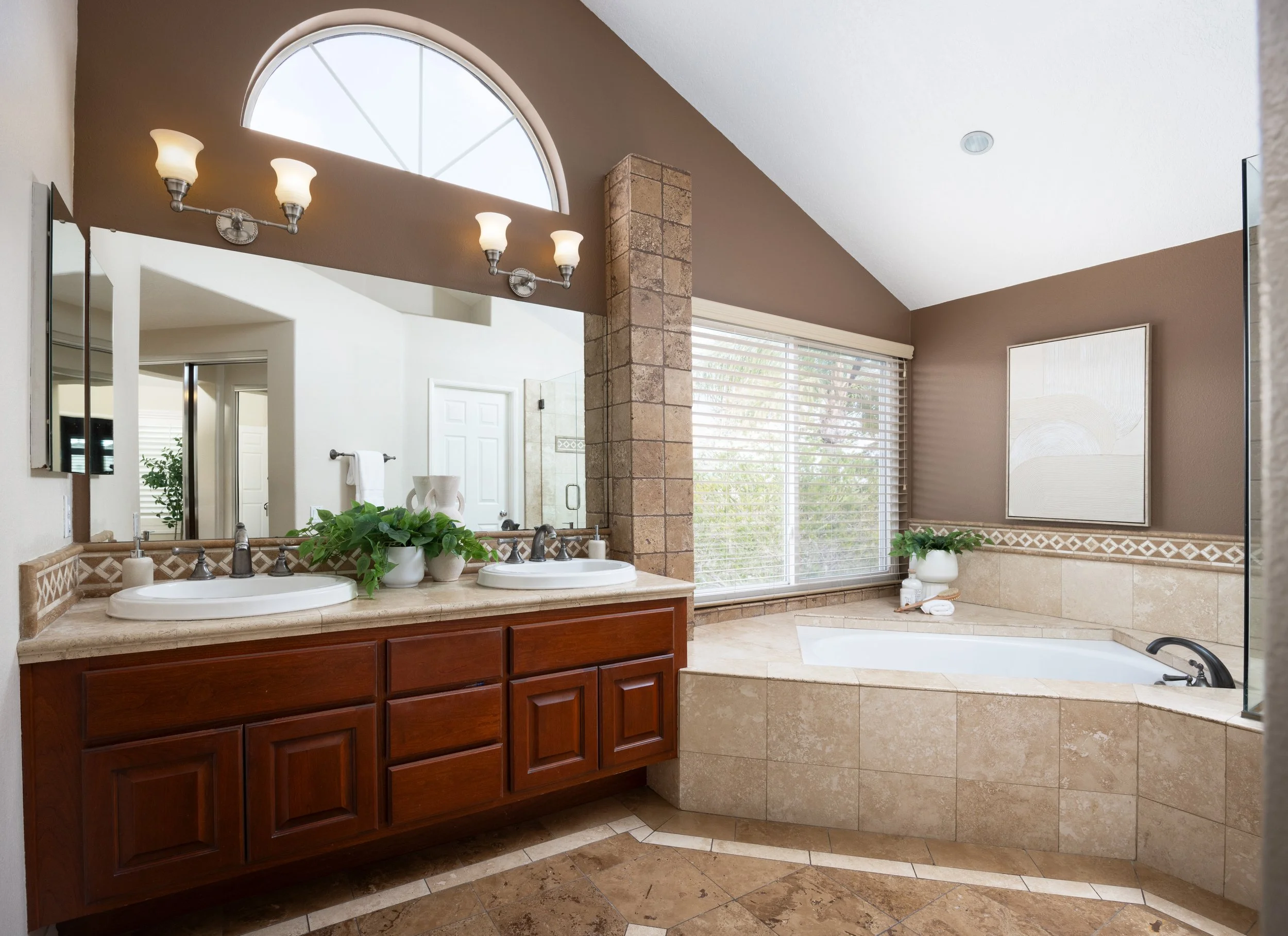 547 S Eveningsong Ln 0590.jpg