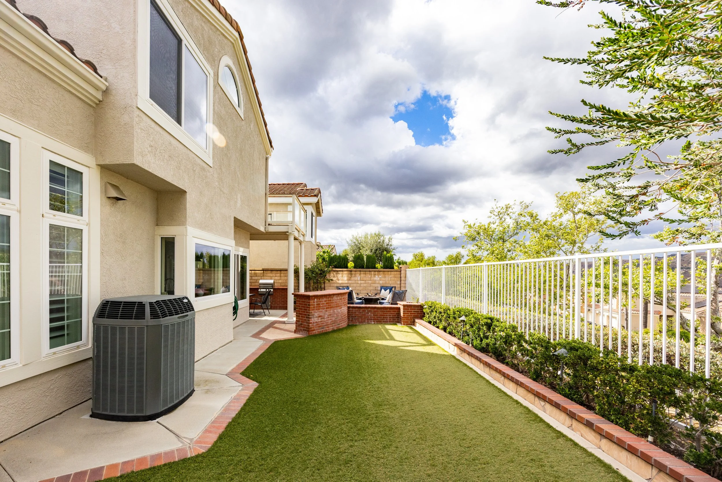 547 S Eveningsong Ln 0606.jpg