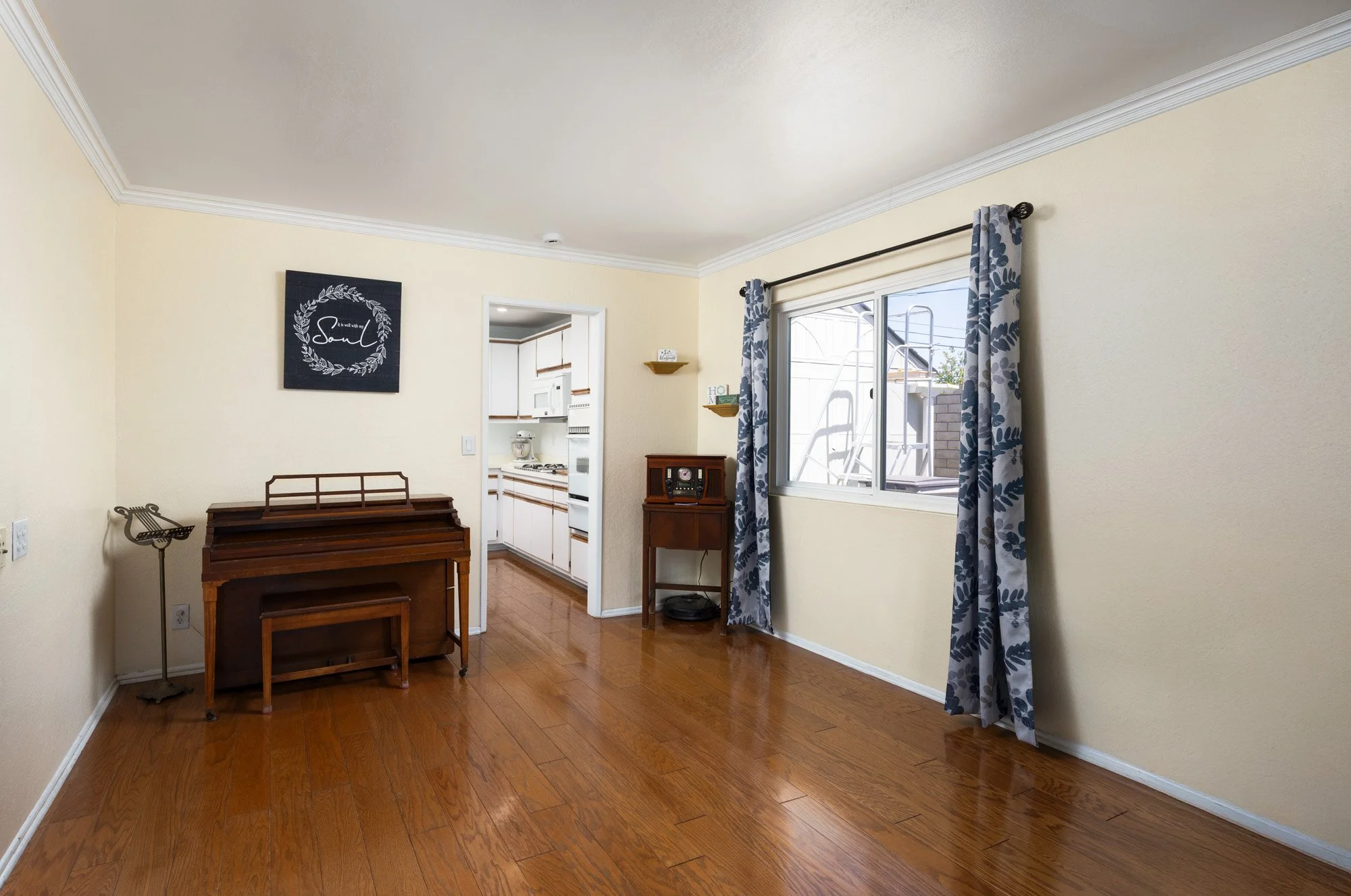 17901 Martha Anne Dr 0847.jpg