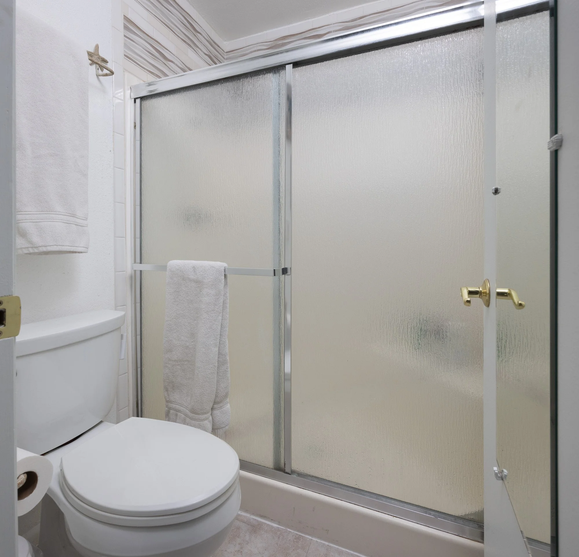 17901 Martha Anne Dr 0863.jpg