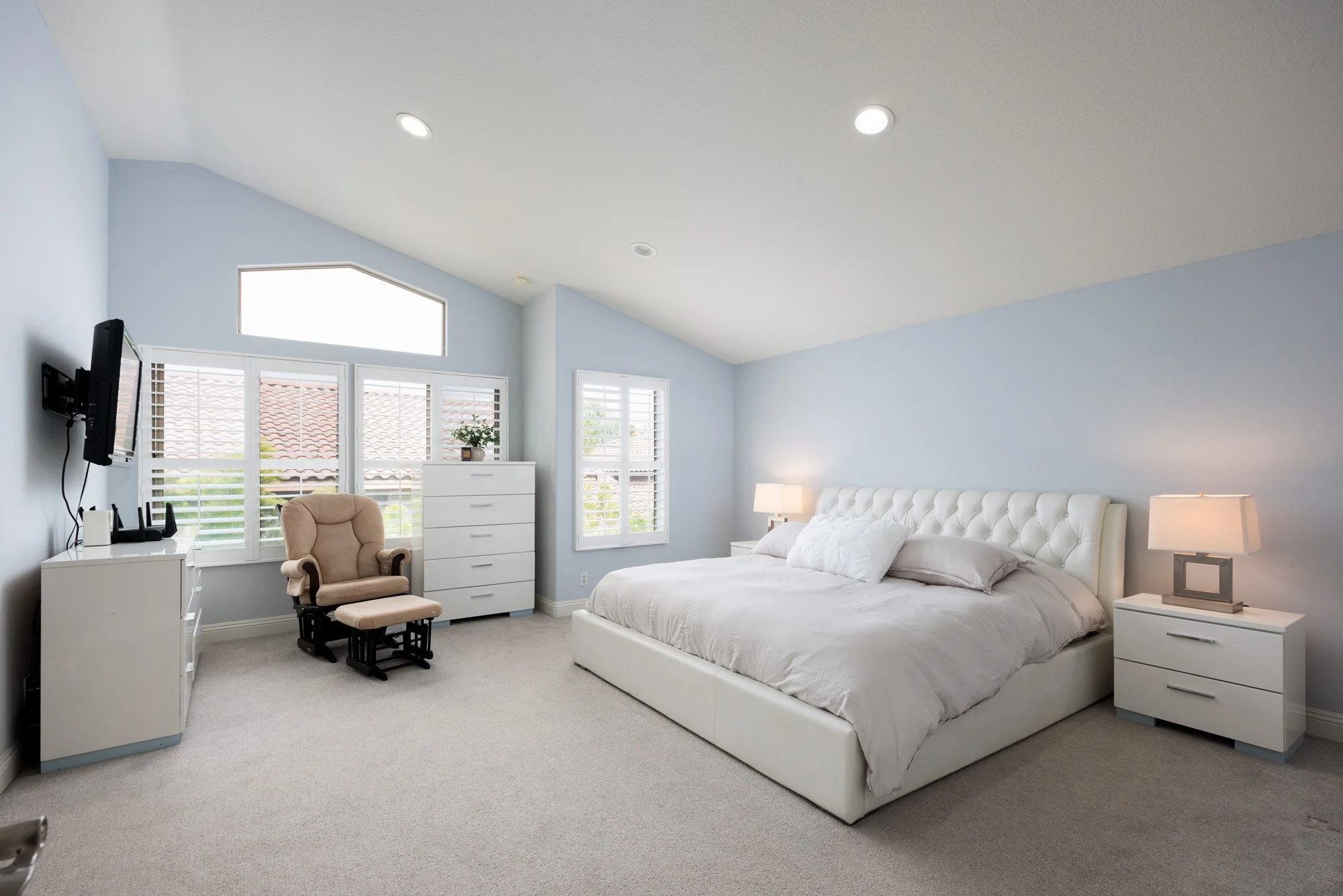 176 S Shadow Pines Rd 1350.jpg