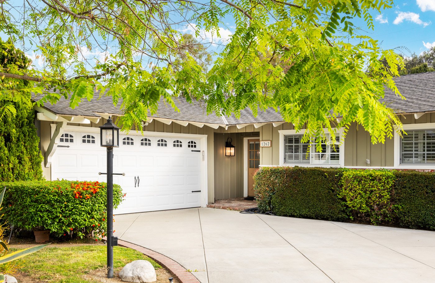 1262 Andrews St 0148.jpg