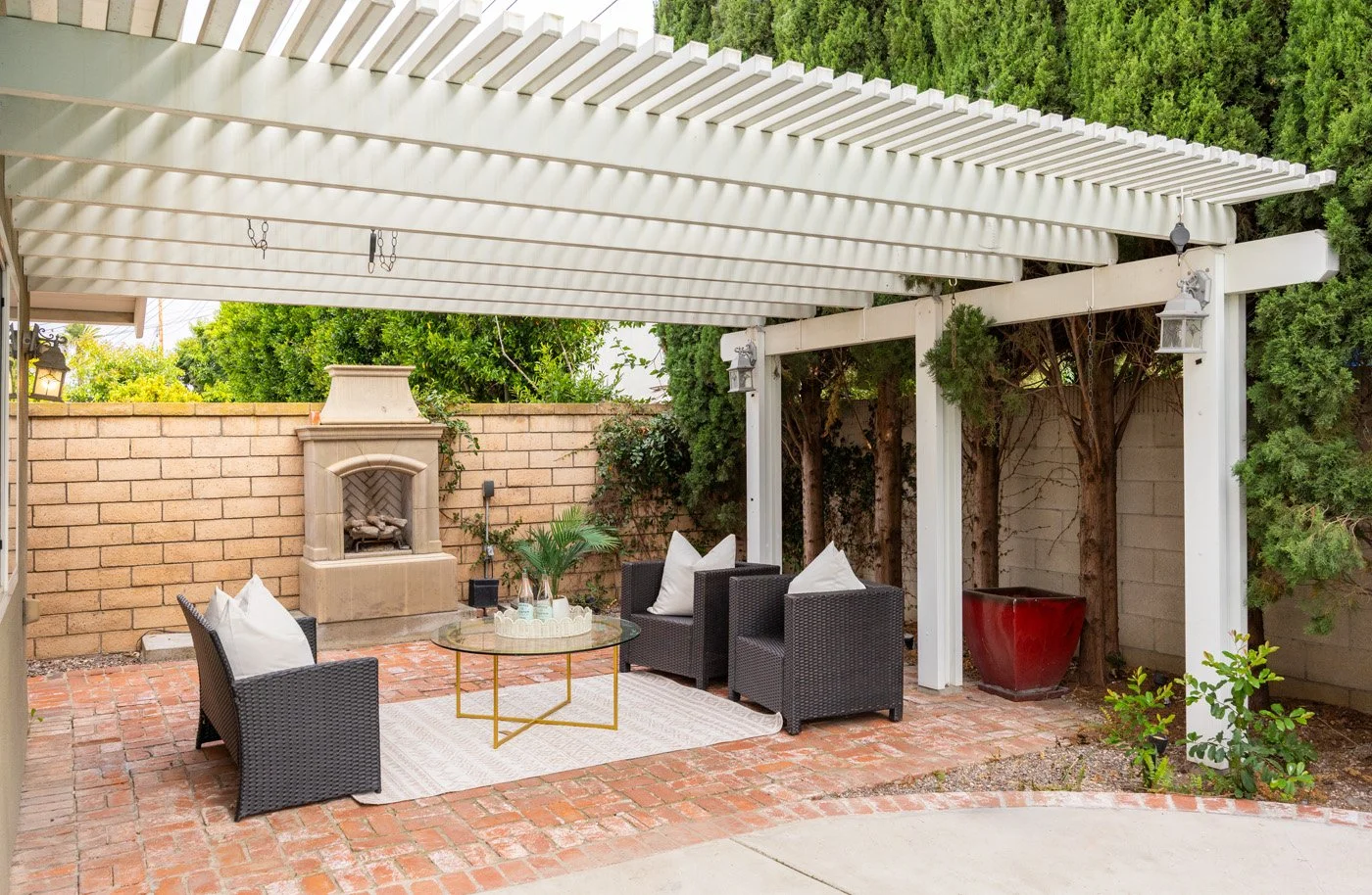 1262 Andrews St 0176.jpg