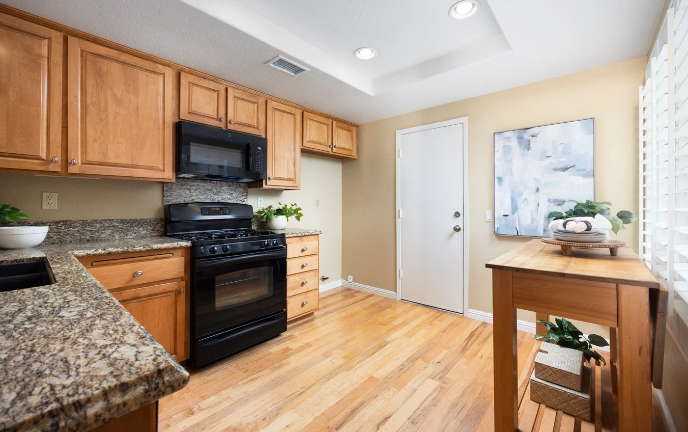 5931 E Rocking Horse Way 4053.jpg