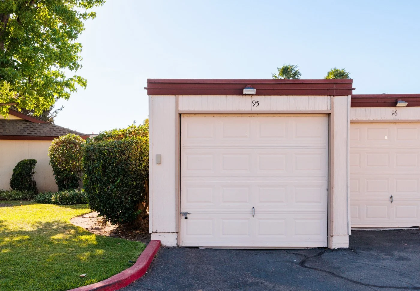 17962 Irvine Blvd_0005.jpg
