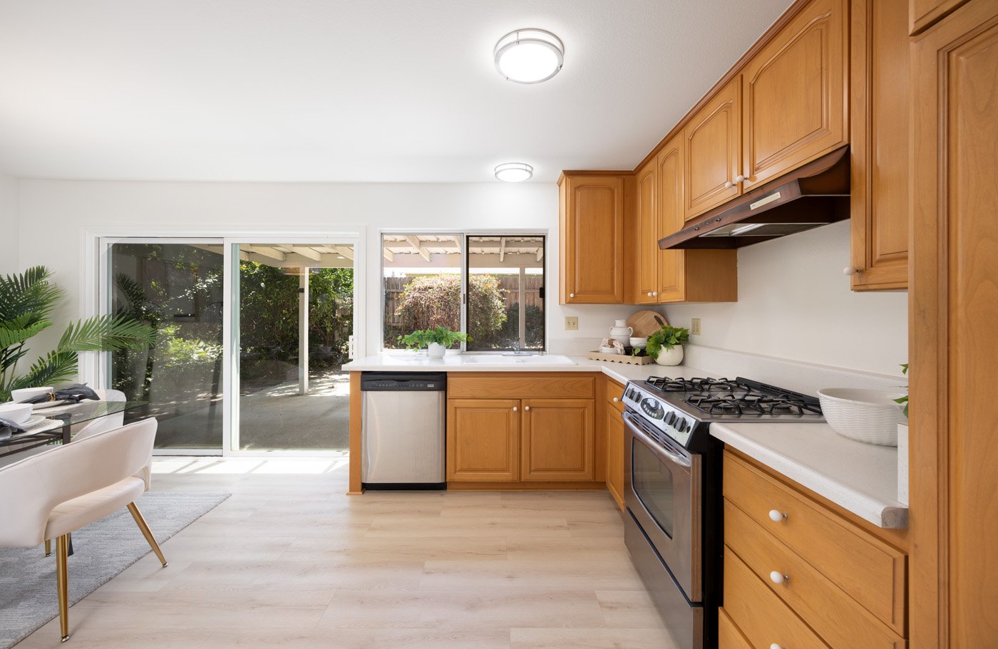 1130 Sheffield St 0108.jpg