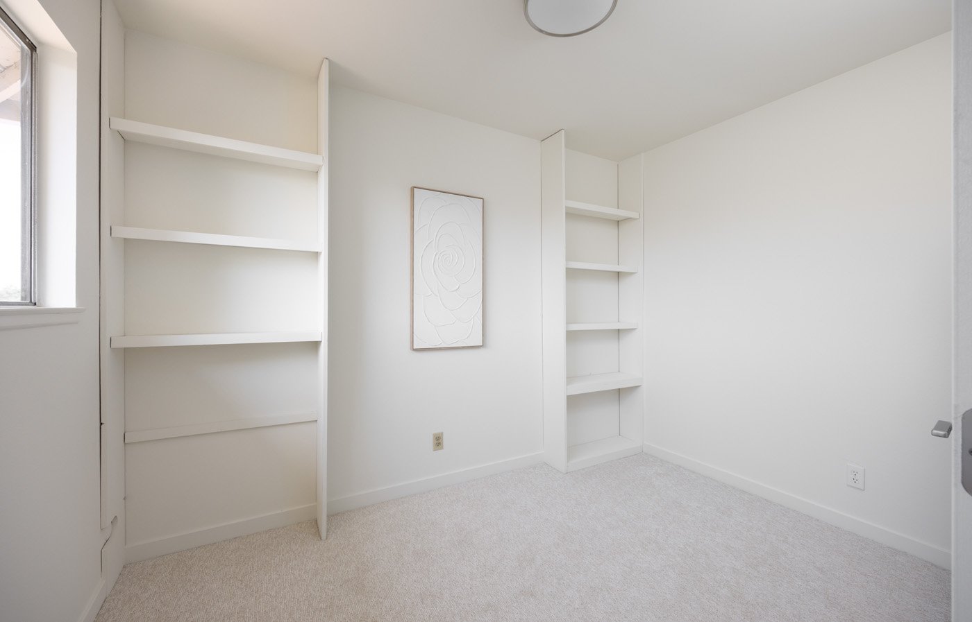 1130 Sheffield St 0117.jpg