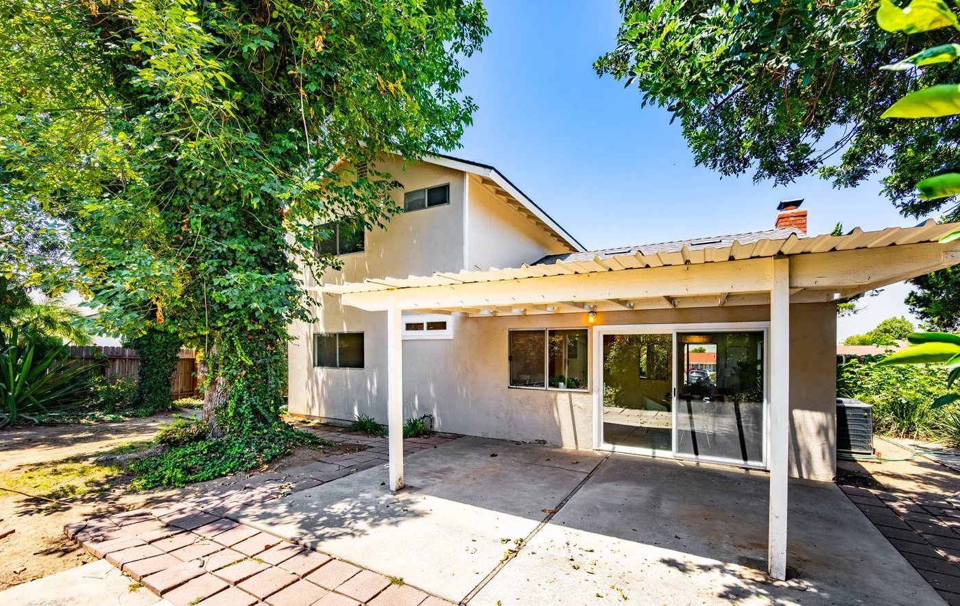 1130 Sheffield St 0121.jpg