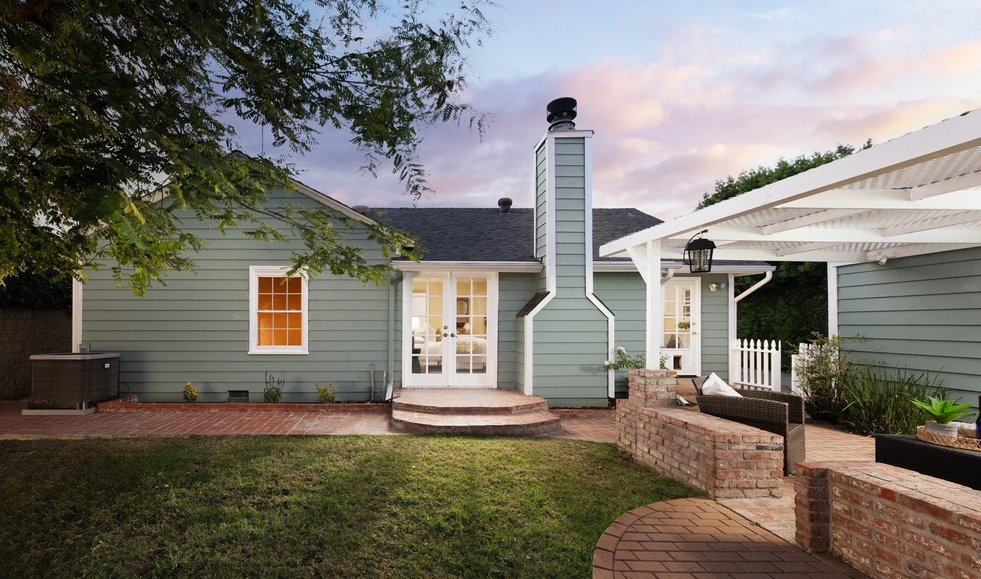 1026 W 19th St 0371.jpg