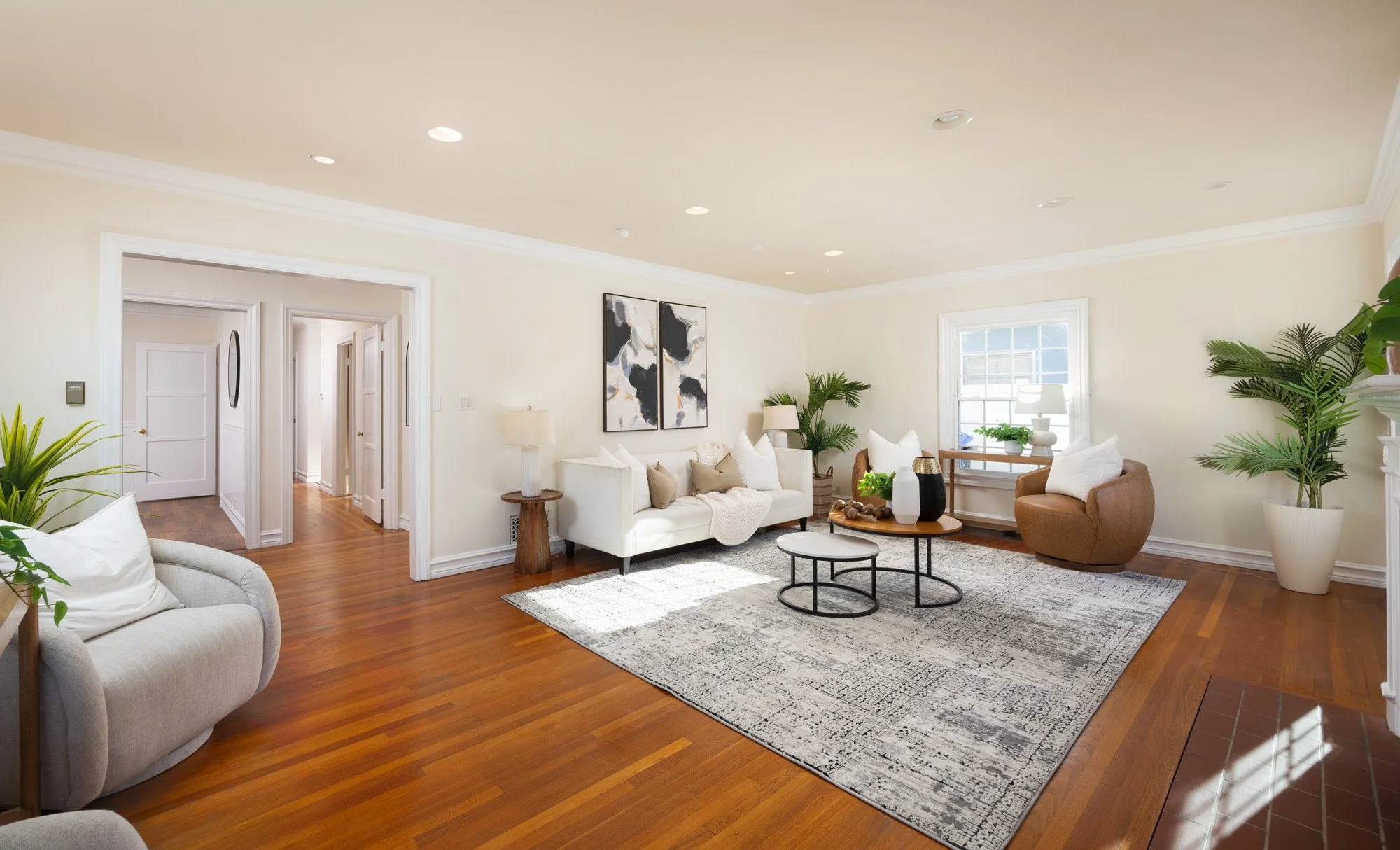 1026 W 19th St 0379.jpg