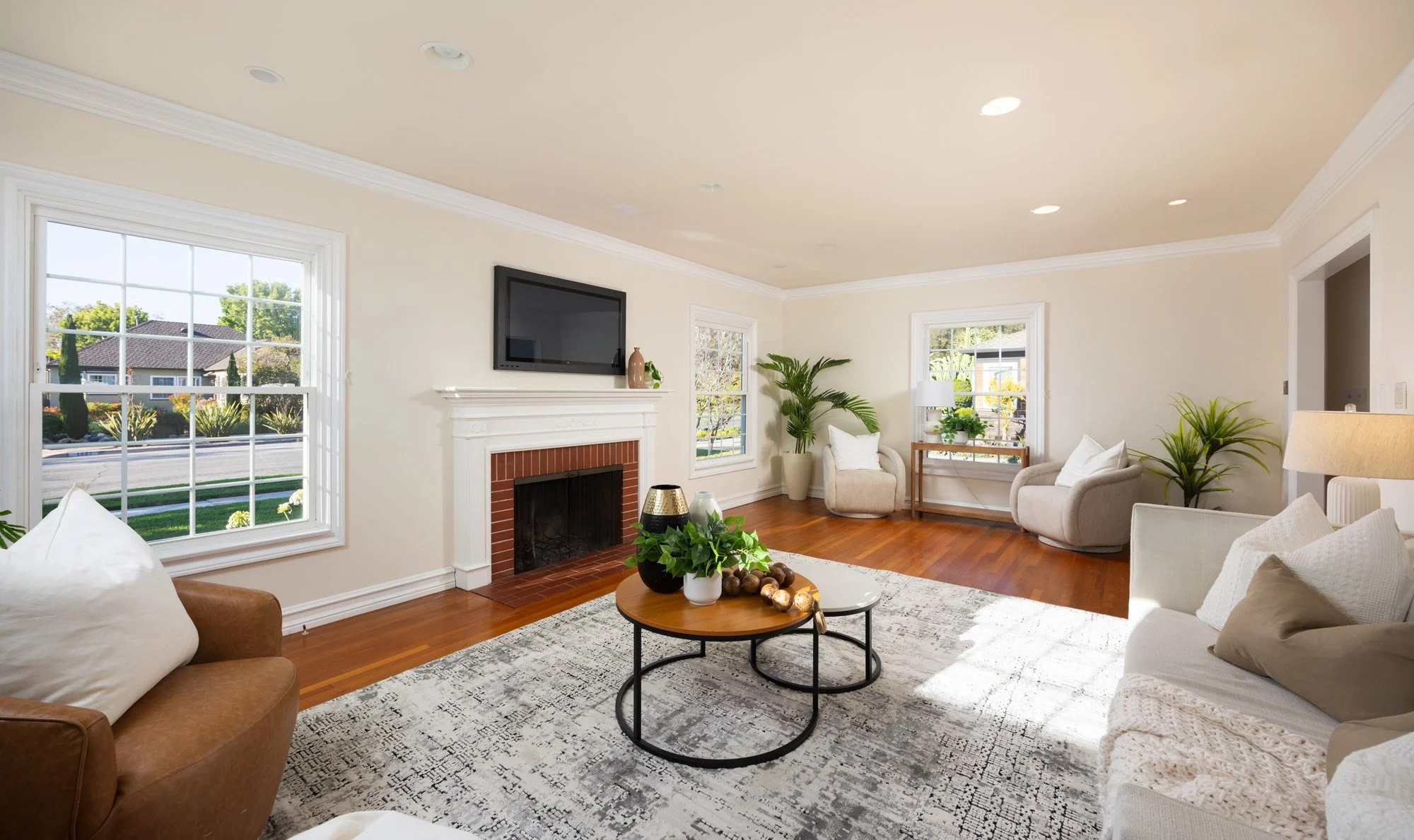 1026 W 19th St 0380.jpg