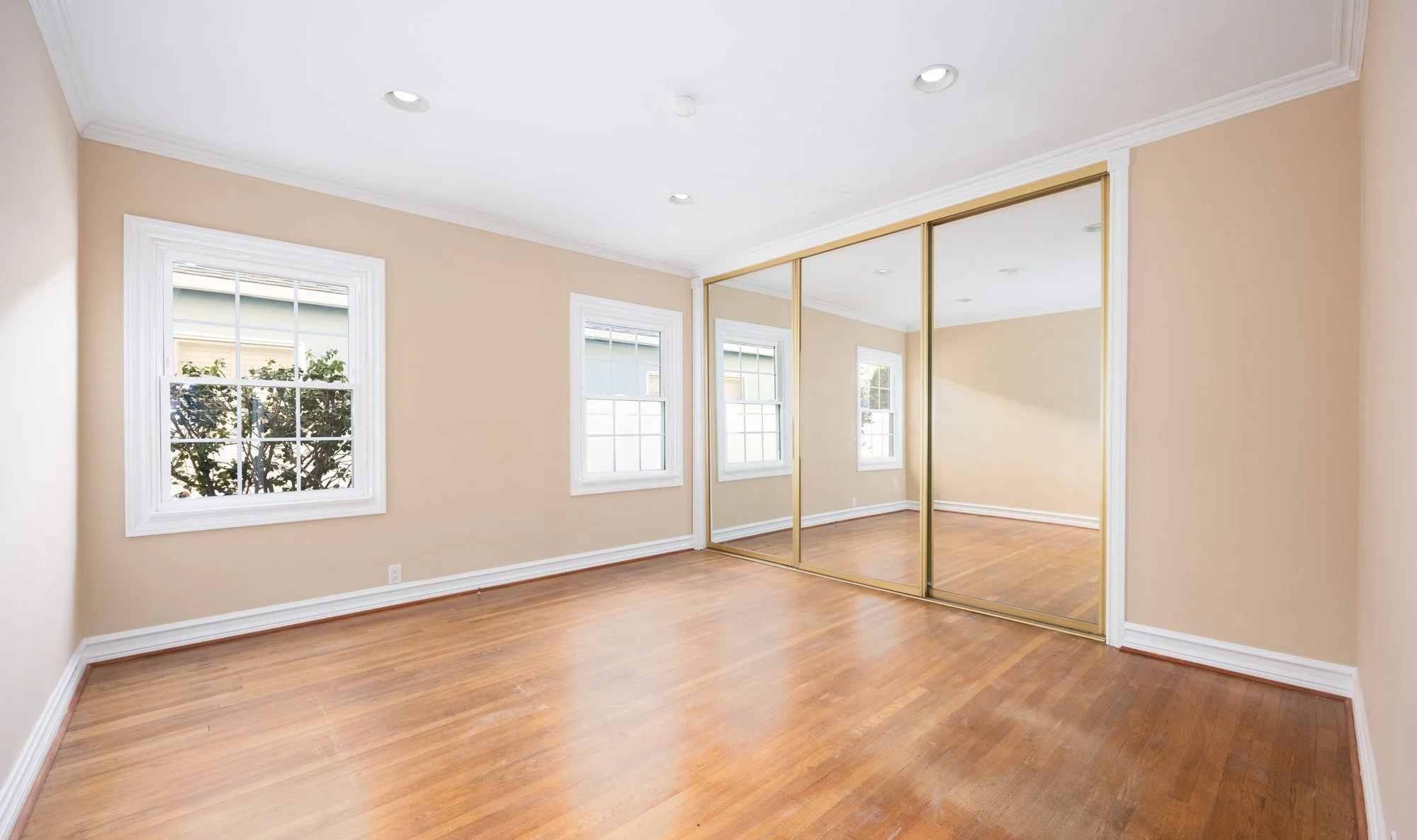 1026 W 19th St 0398.jpg