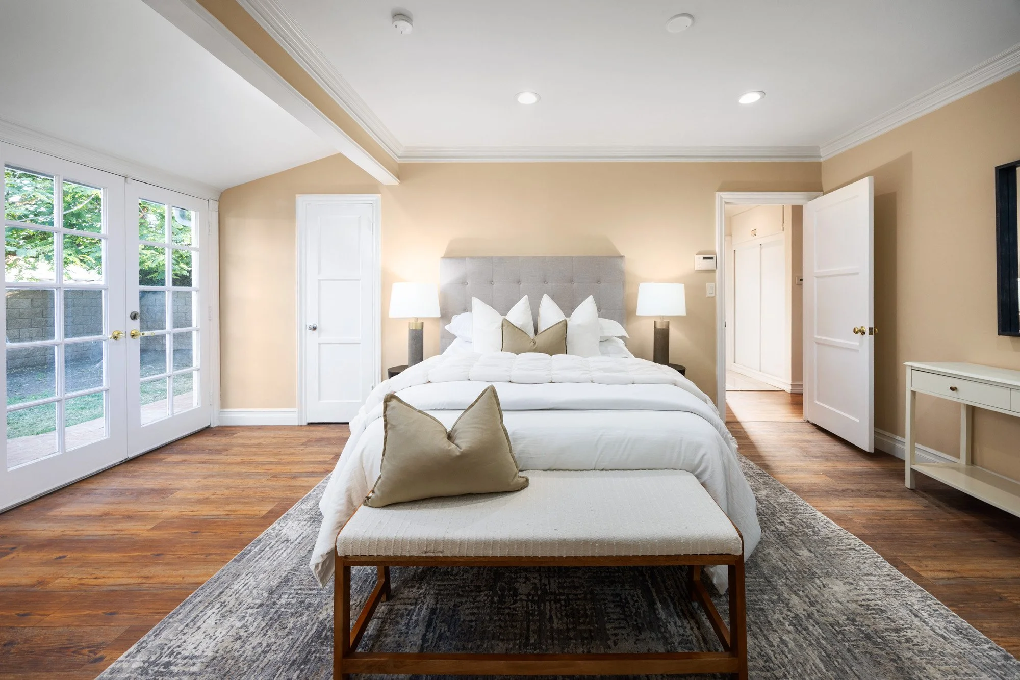 1026 W 19th St_2299.jpg