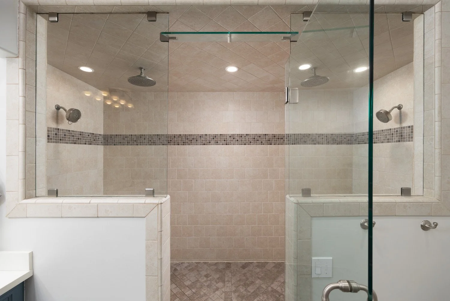 14041 Windsor Pl 0289.jpg