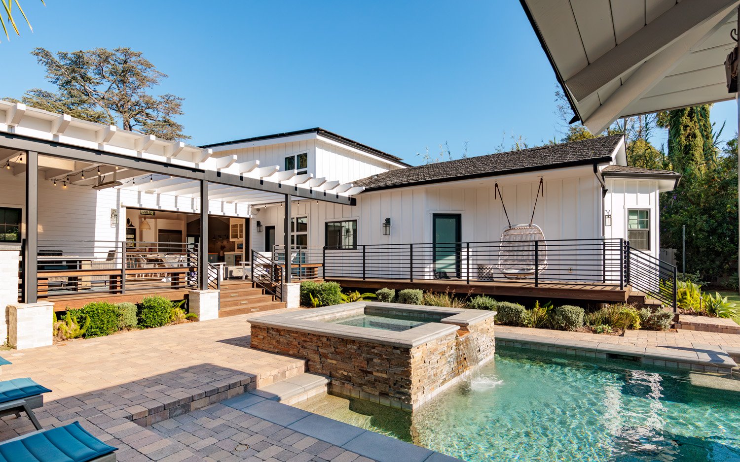 14041 Windsor Pl 0306.jpg