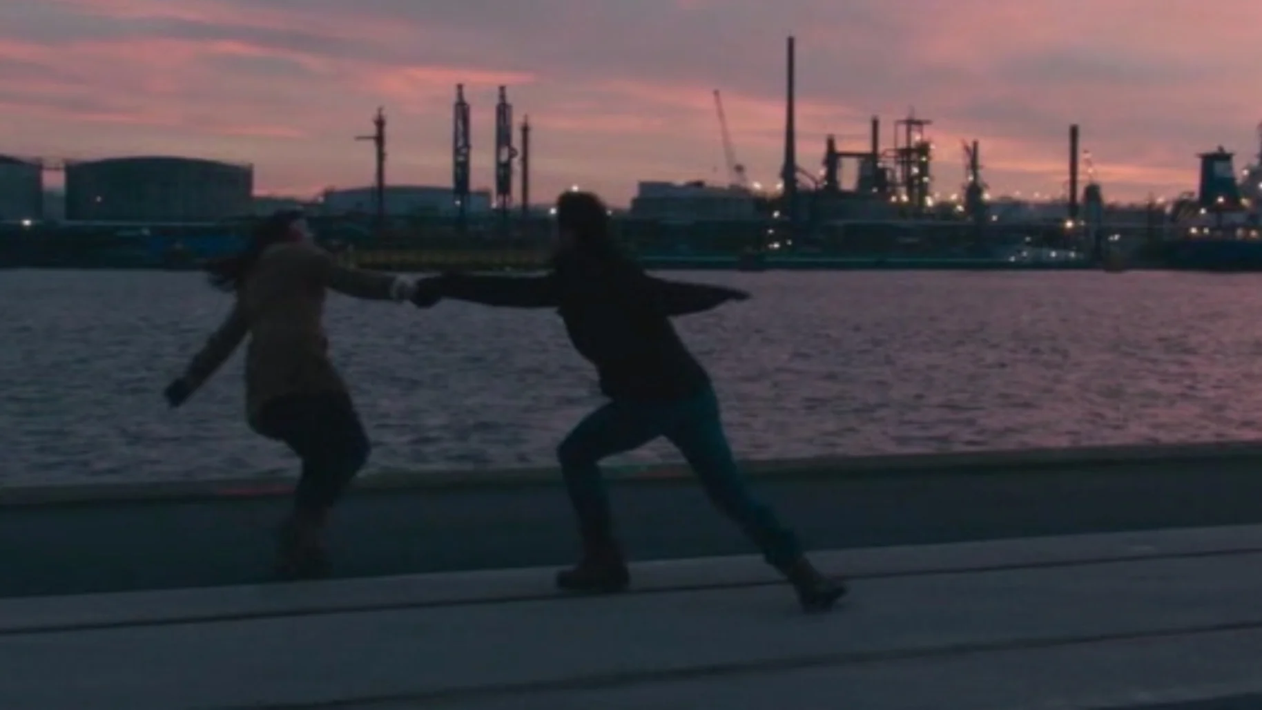 POLINA, DANSER SA VIE / EveryBody On Deck - 2015 / Réalisation : Angelin PRELJOCAJ Accessoiriste Plateau (Belgique) / Chef Décorateur: Toma BAQUENI