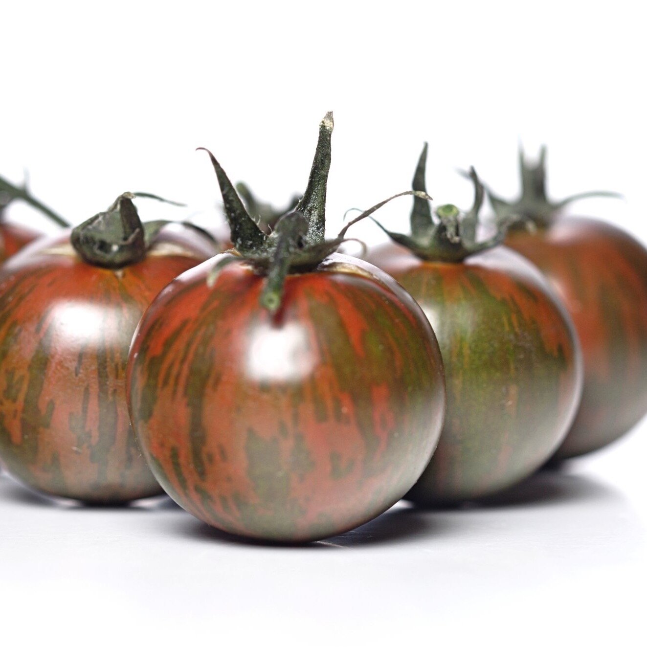Tomato Black cherry tomatoes Rohrer.jpg