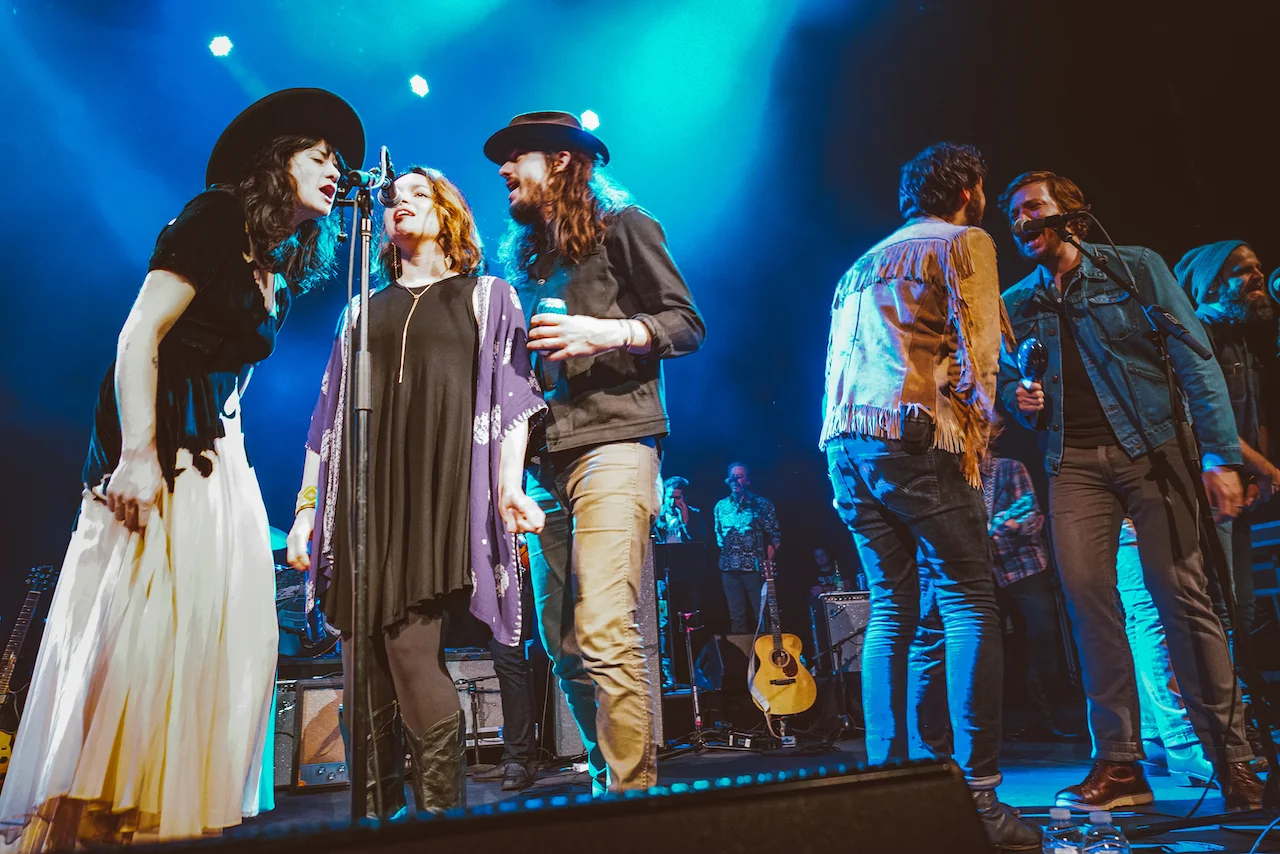 Nikki Lane, Norah Jones, Cory Chisel, Shakey Graves, Eric Pulido (BNQT / Midlake)