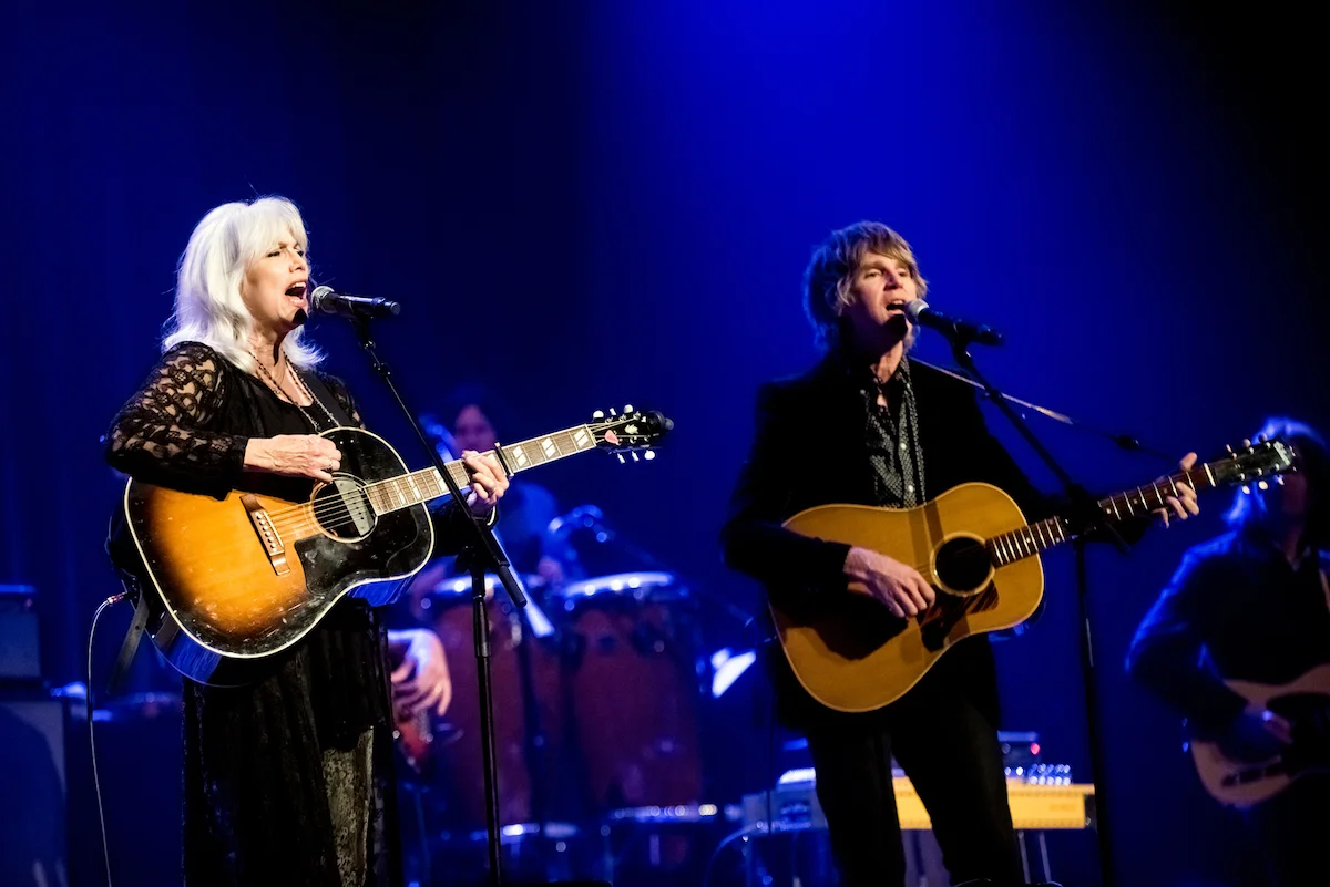 Emmylou Harris, Pat Sansone