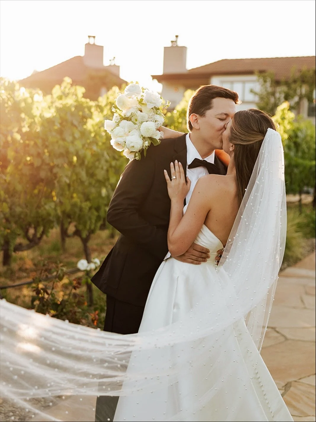 I cannot believe 2025 is already winding down and I have my last wedding this month! 

This year has been filled with so many beautiful celebrations 😌 Since becoming a mom I&rsquo;ve slowed my calendar to 1&ndash;2 weddings a month and it&rsquo;s be